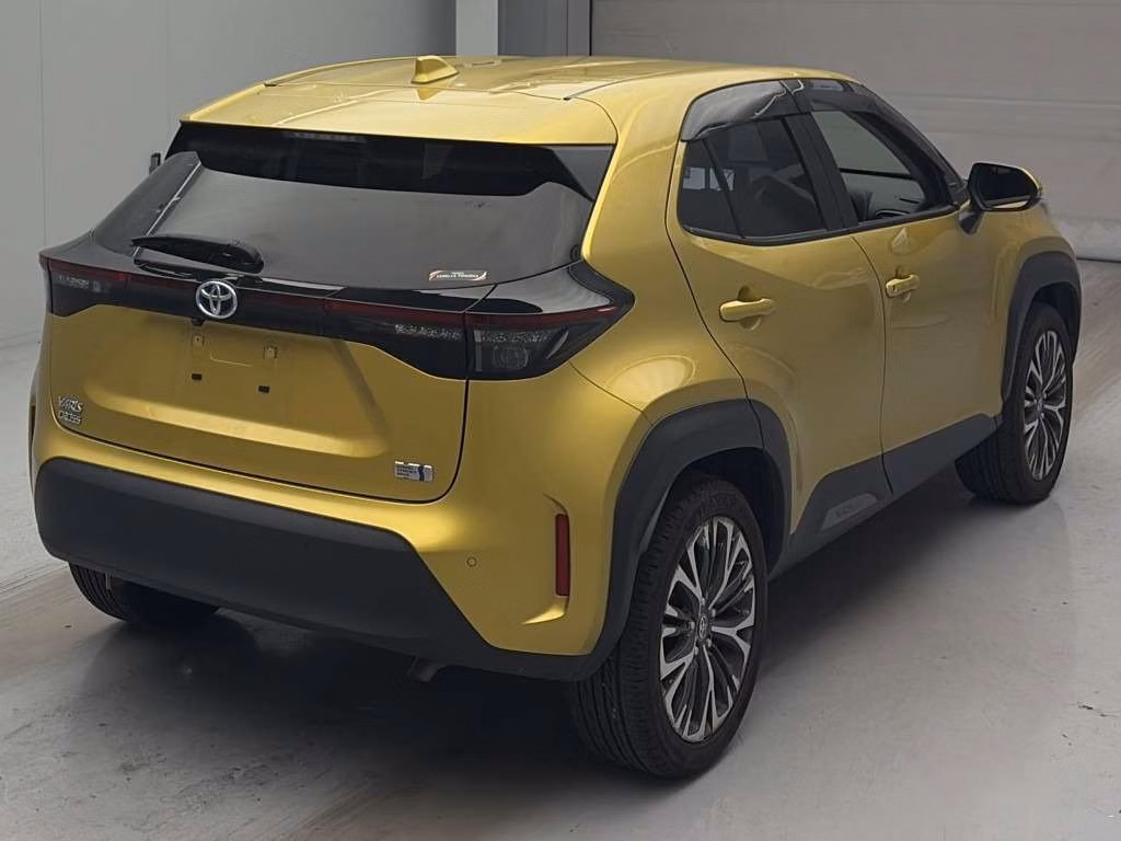 TOYOTA YARIS CROSS