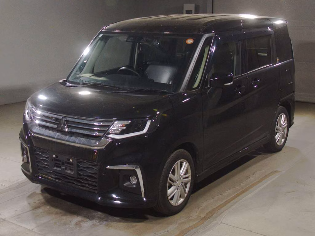 MITSUBISHI DELICA D:2