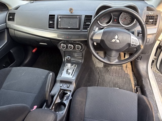 MITSUBISHI GALANT FORTIS