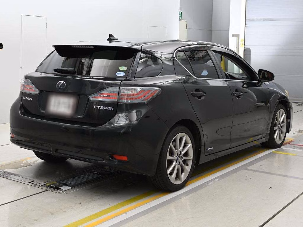 LEXUS CT200H