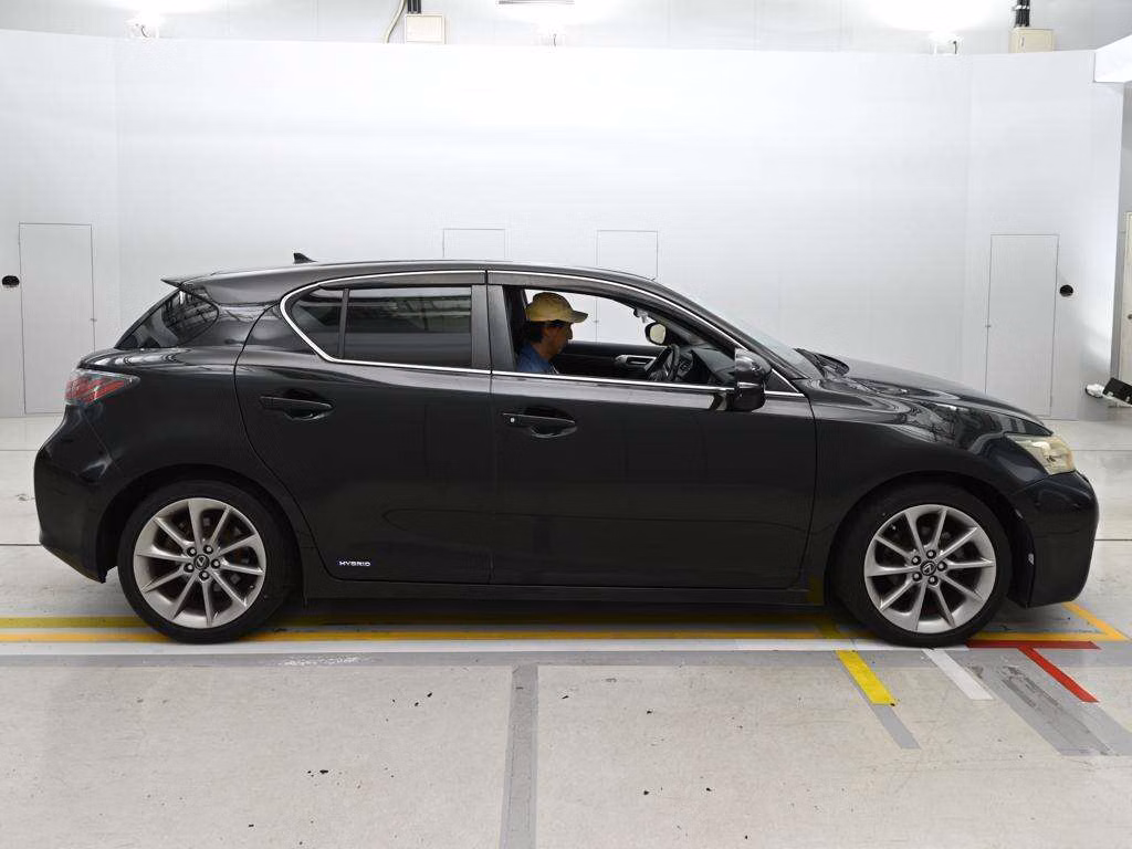 LEXUS CT200H