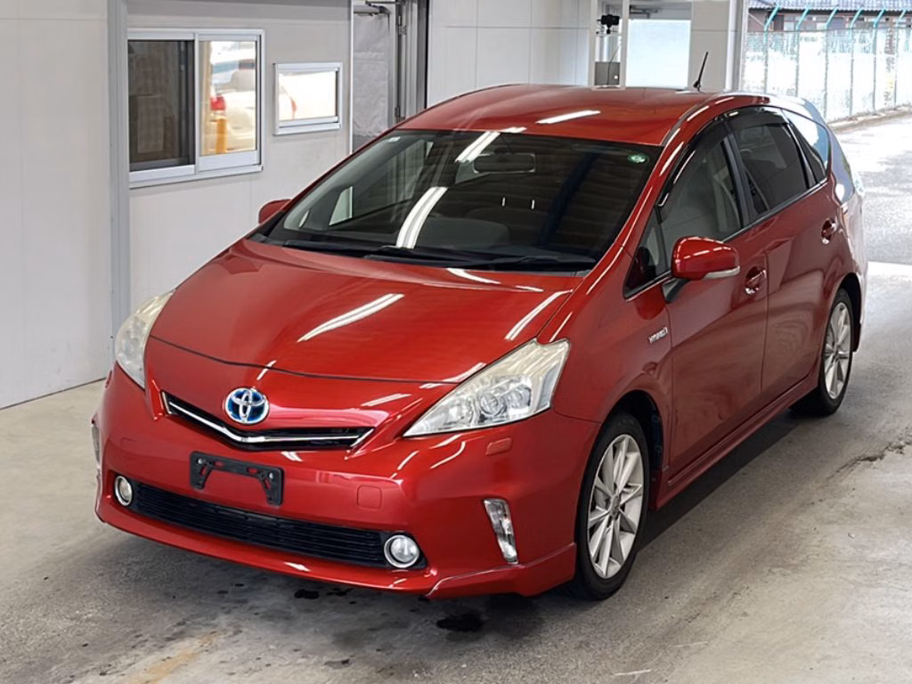 TOYOTA PRIUS ALPHA