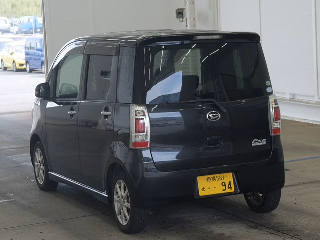 DAIHATSU TANTO EXE