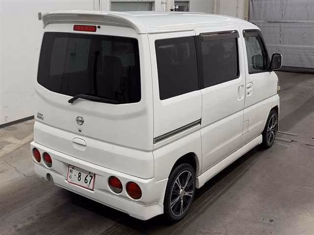NISSAN CLIPPER