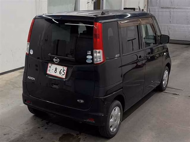 NISSAN ROOX