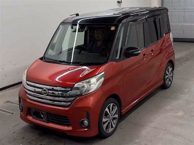 NISSAN DAYZ ROOX