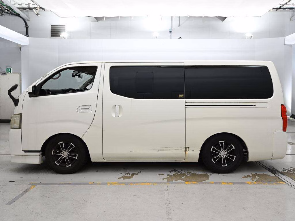 NISSAN NV350 CARAVAN