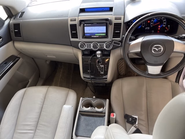 MAZDA MPV