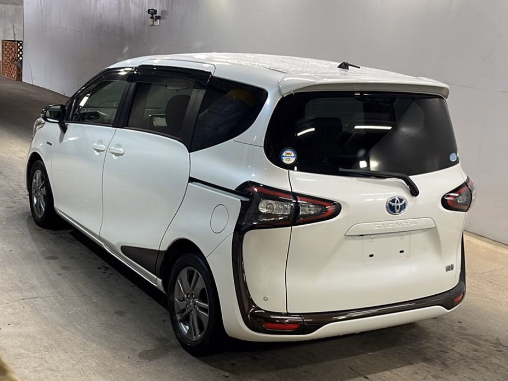 TOYOTA SIENTA