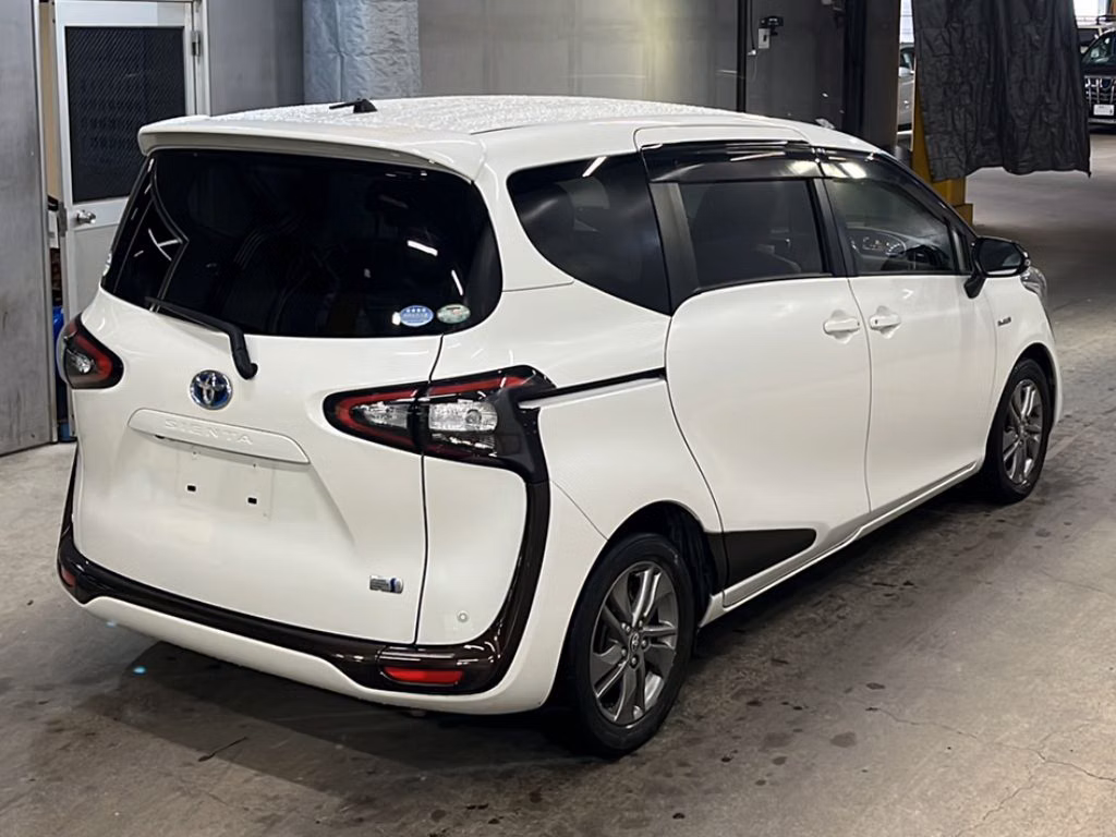 TOYOTA SIENTA