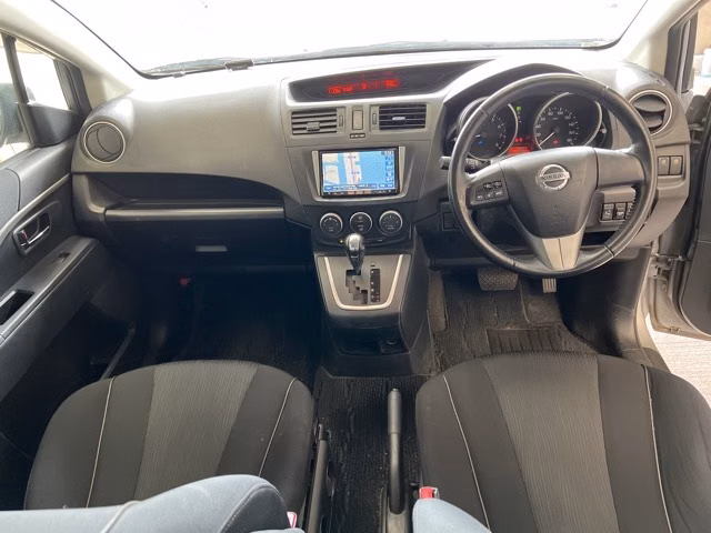 NISSAN LAFESTA
