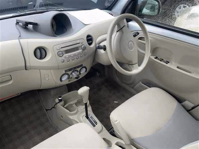 DAIHATSU ESSE