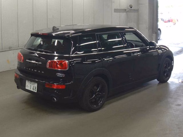 MINI CLUBMAN