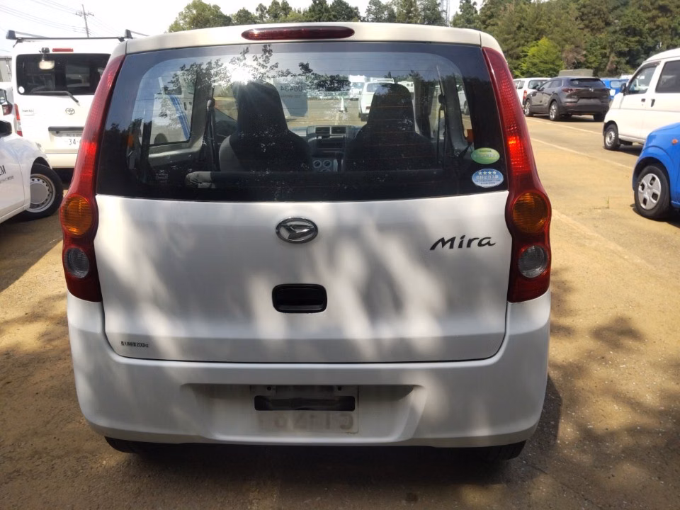 DAIHATSU MIRA