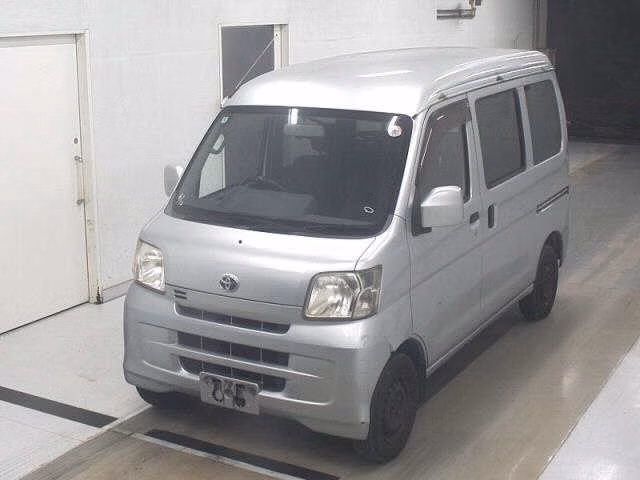 TOYOTA PIXIS VAN