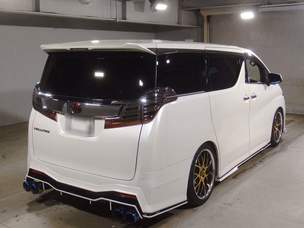 TOYOTA VELLFIRE