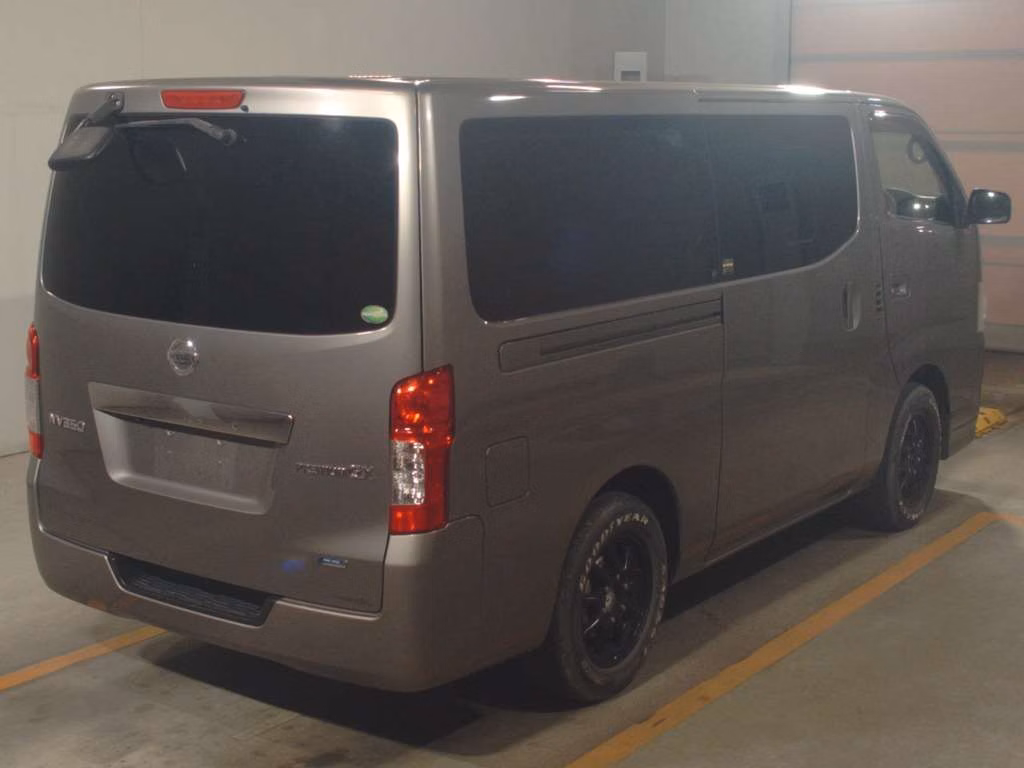 NISSAN NV350 CARAVAN