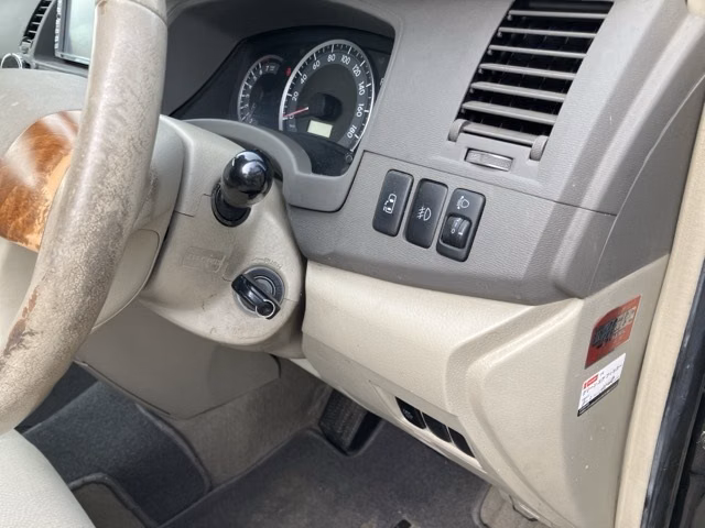 TOYOTA ISIS