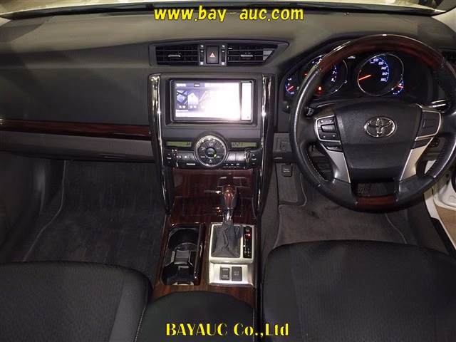TOYOTA MARK X