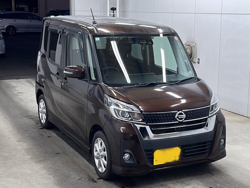 NISSAN DAYZ ROOX