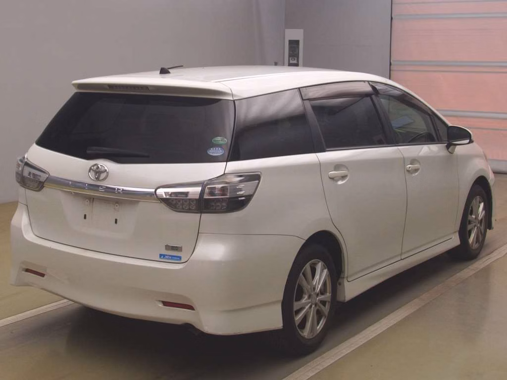 TOYOTA WISH