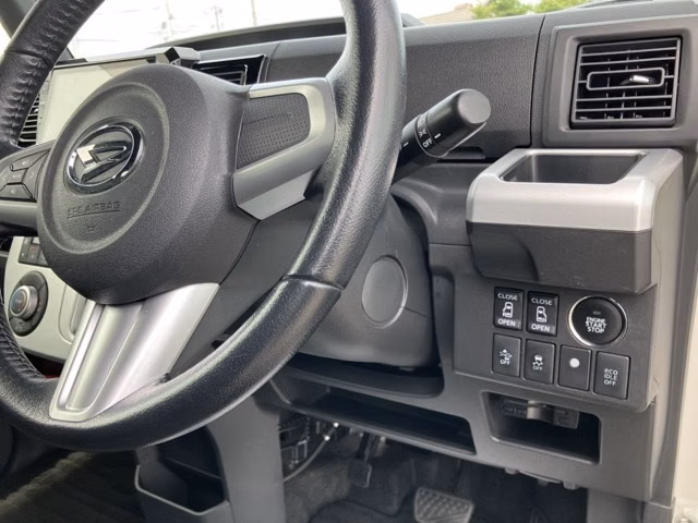 DAIHATSU WAKE