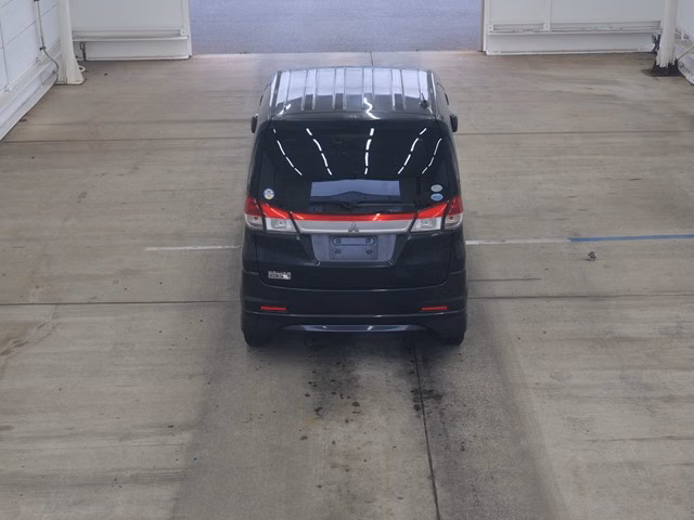 MITSUBISHI DELICA D:2