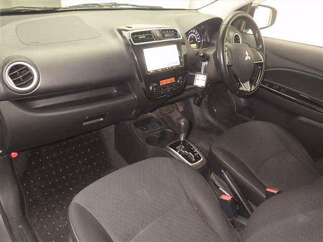MITSUBISHI MIRAGE