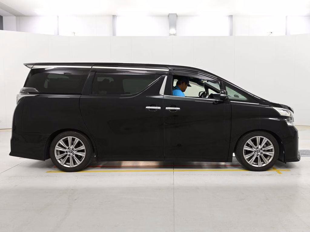 TOYOTA VELLFIRE