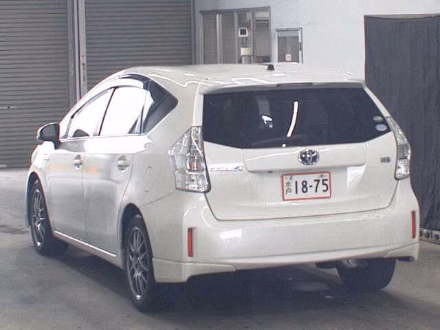 TOYOTA PRIUS ALPHA