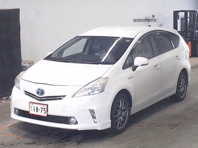 TOYOTA PRIUS ALPHA
