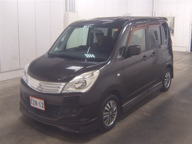 MITSUBISHI DELICA D:2