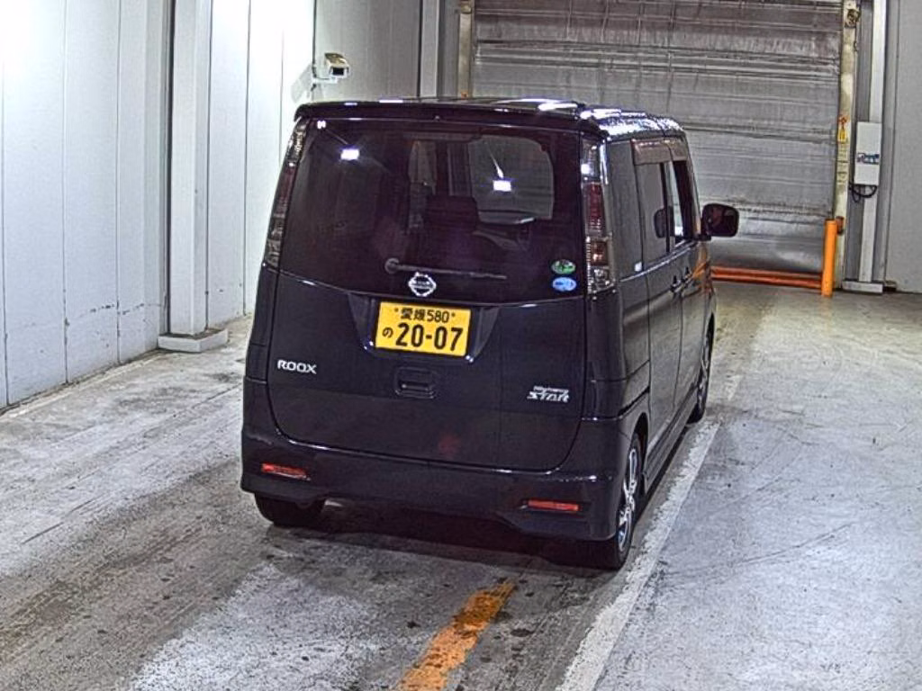 NISSAN ROOX