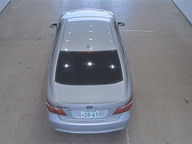 LEXUS LS600H