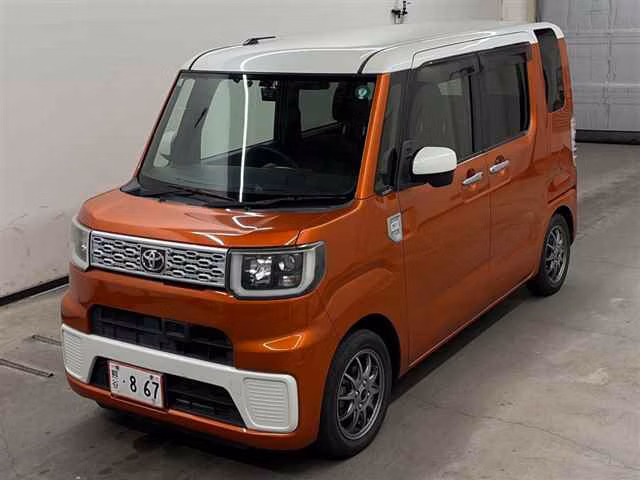 TOYOTA PIXIS MEGA