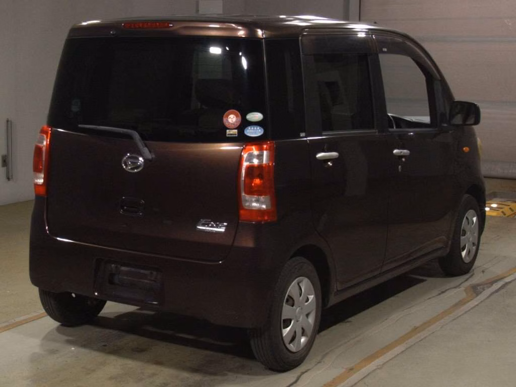 DAIHATSU TANTO EXE