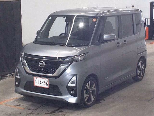 NISSAN ROOX