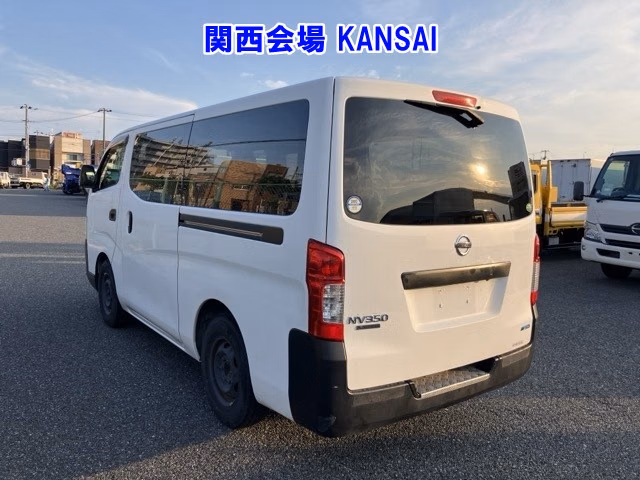 NISSAN NV350 CARAVAN