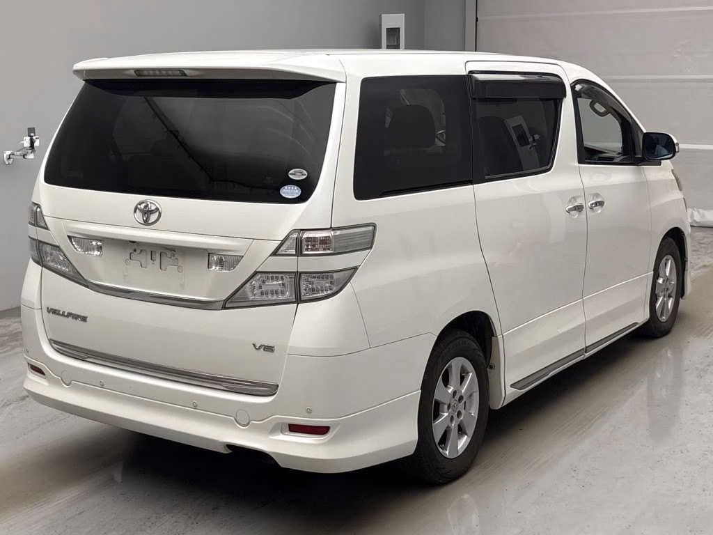 TOYOTA VELLFIRE