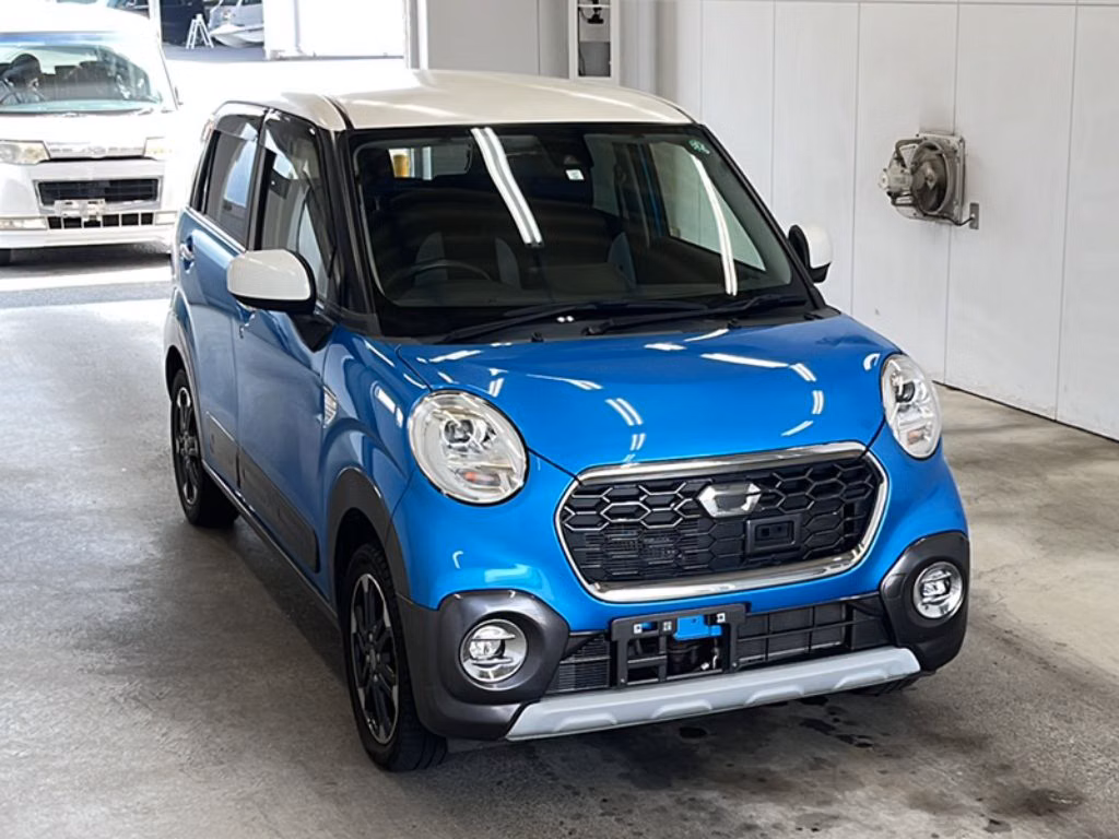 DAIHATSU CAST