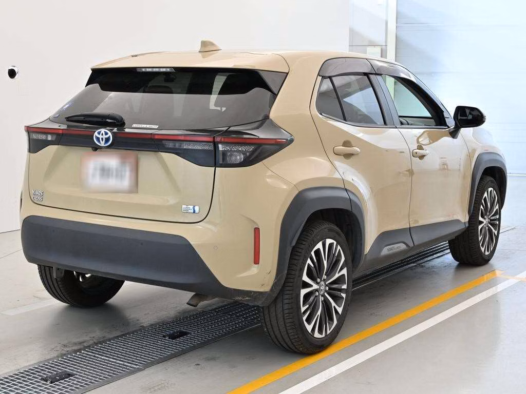 TOYOTA YARIS CROSS
