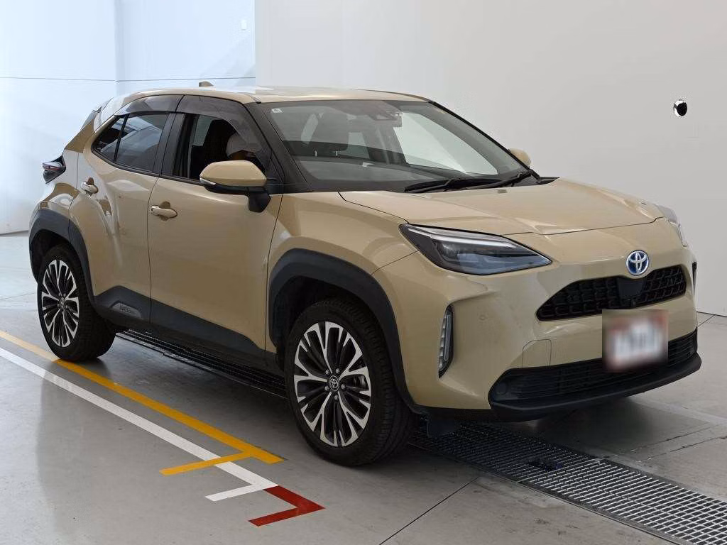 TOYOTA YARIS CROSS