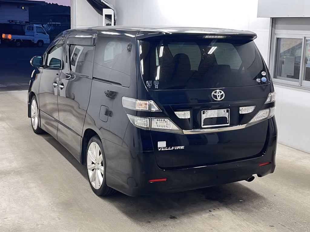 TOYOTA VELLFIRE