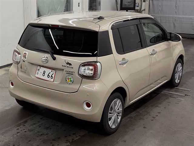 DAIHATSU BOON