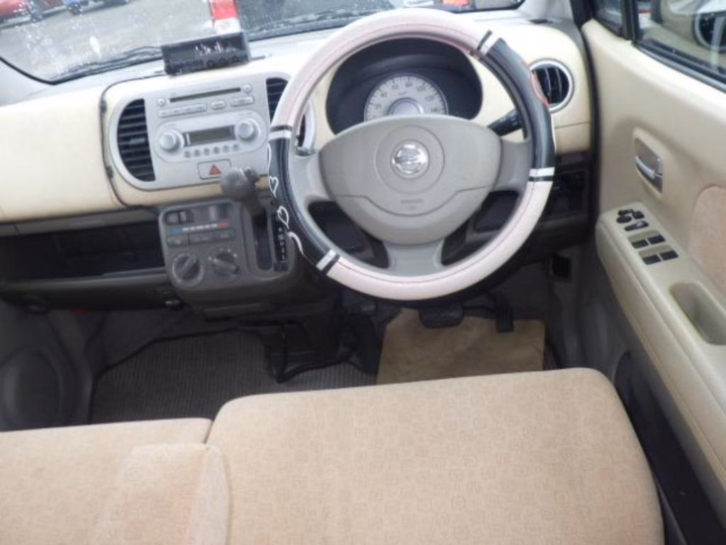 NISSAN MOCO