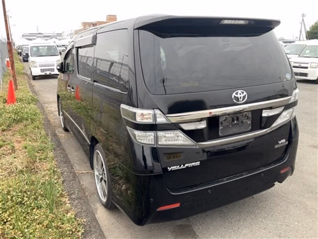 TOYOTA VELLFIRE