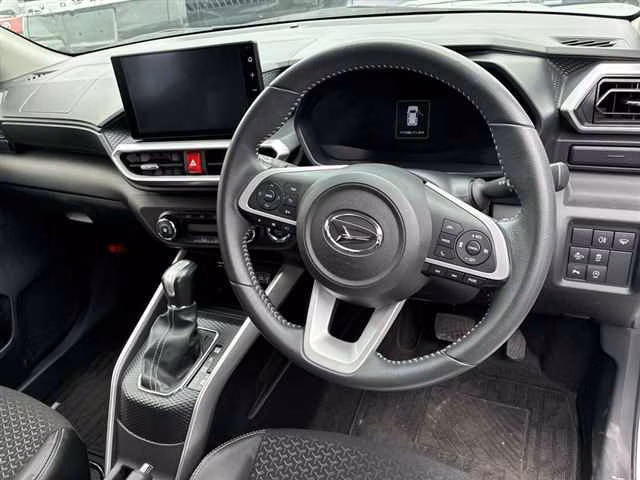 DAIHATSU ROCKY