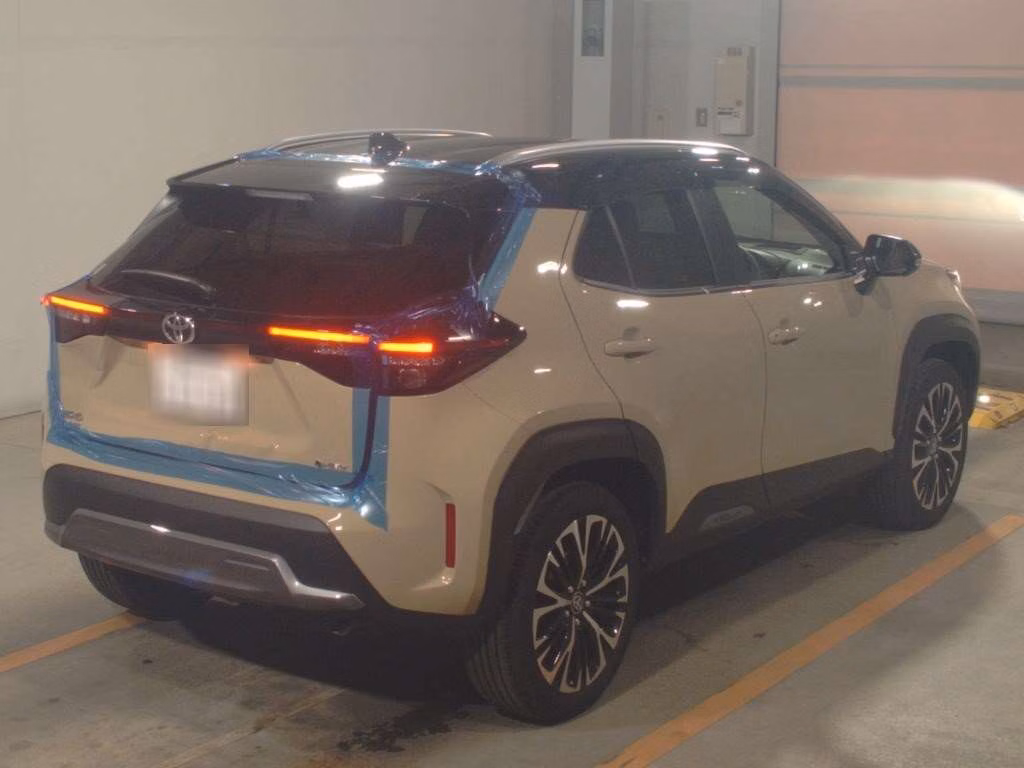 TOYOTA YARIS CROSS