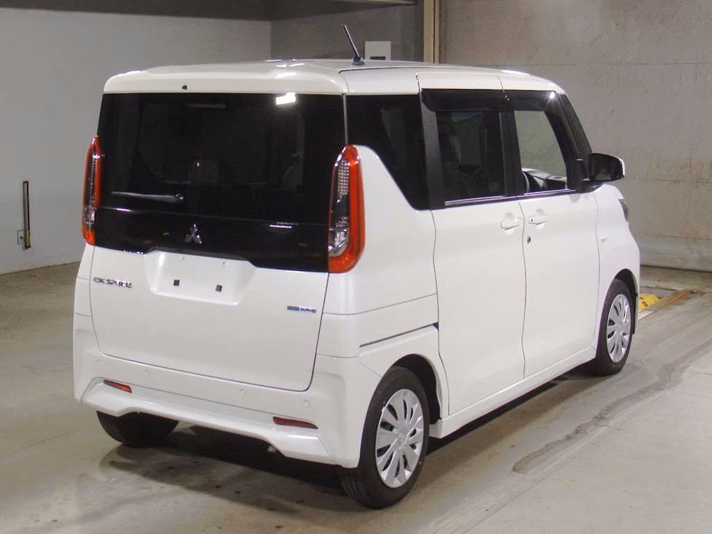 MITSUBISHI EK SPACE