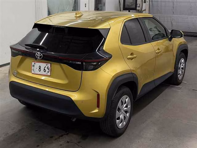 TOYOTA YARIS CROSS